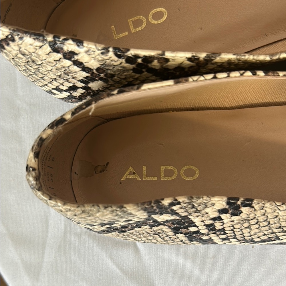 Aldo Cream and Black Loafers with Snake Print - Picture 6 of 8